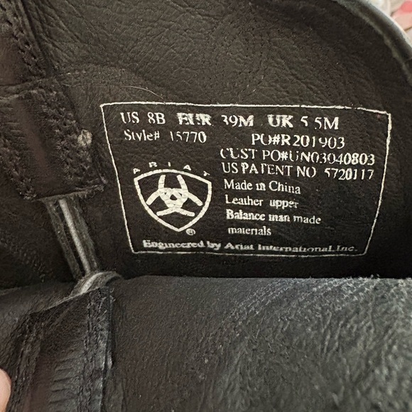 Ariat black leather stitched cowboy boots - Picture 3 of 11